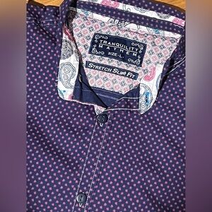 TRANQUILITY MAYHEM Men’s navy and pink print long sleeve shirt‎ size L.
